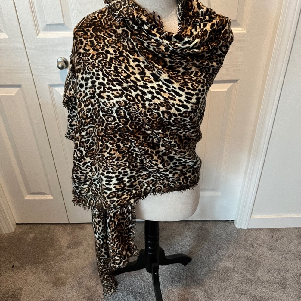 Cleo Animal print scarf